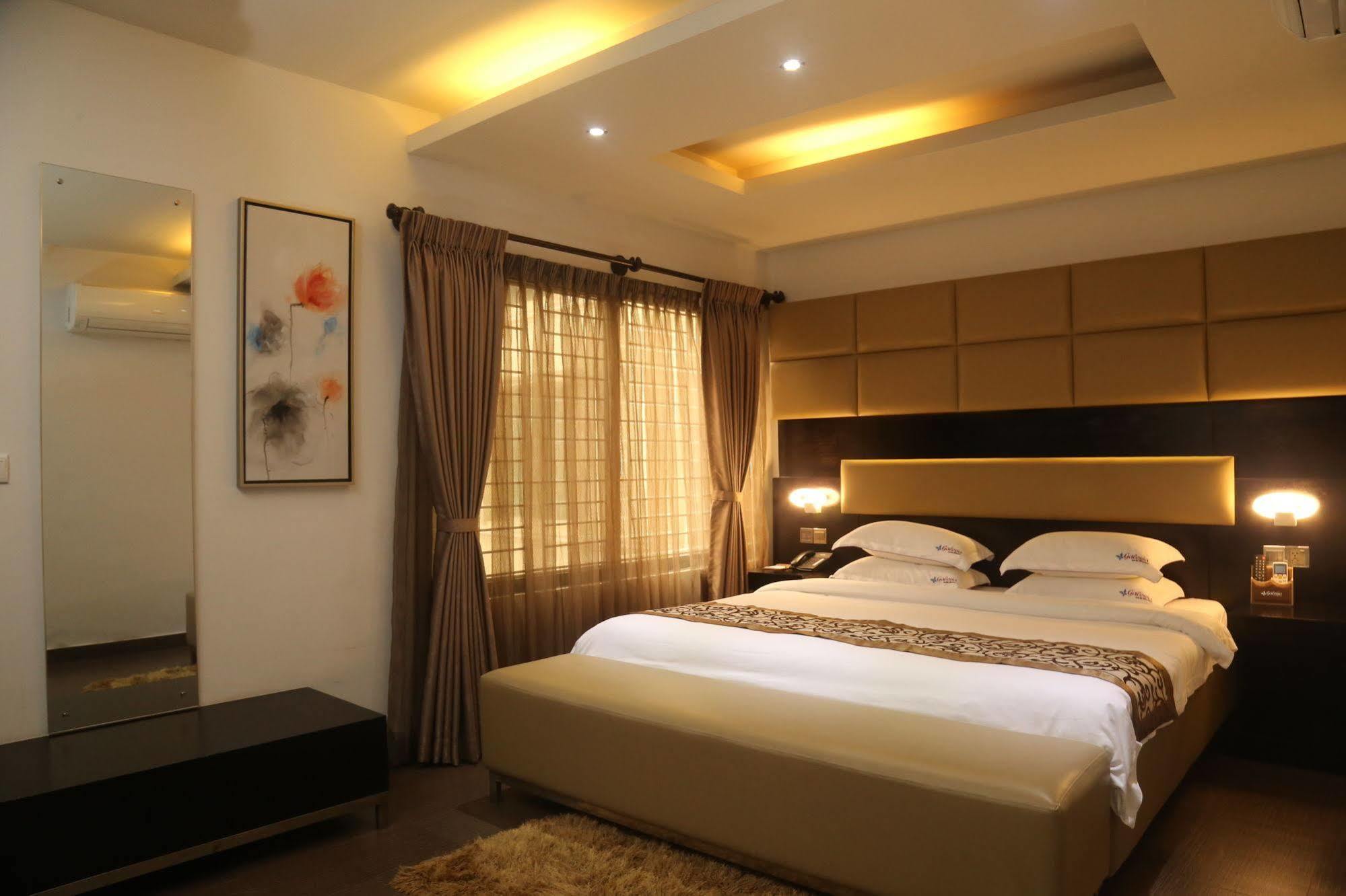Galesia Hotel & Resort - Dhaka Exterior foto